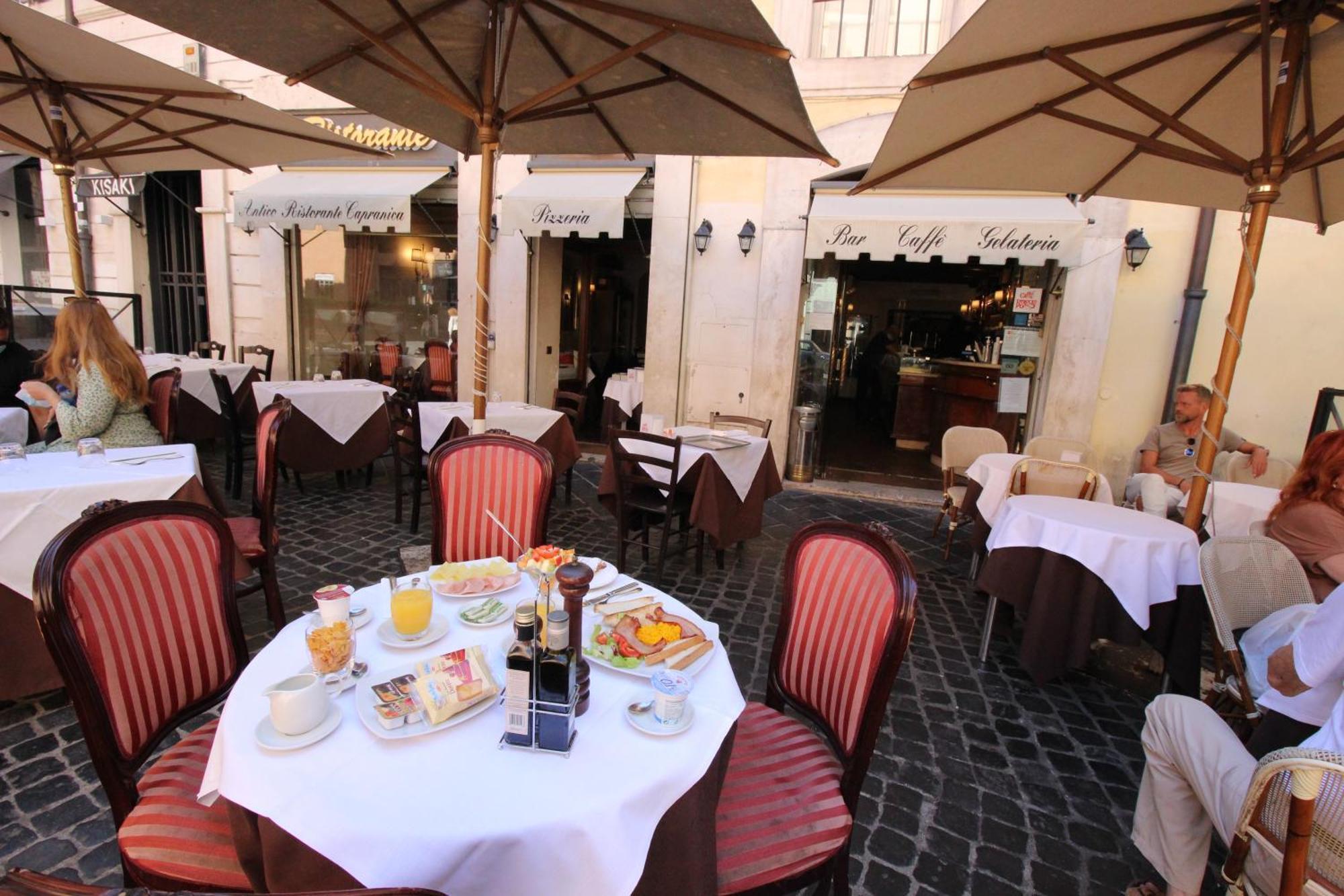 Hotel Agh - Capranica Roma Esterno foto